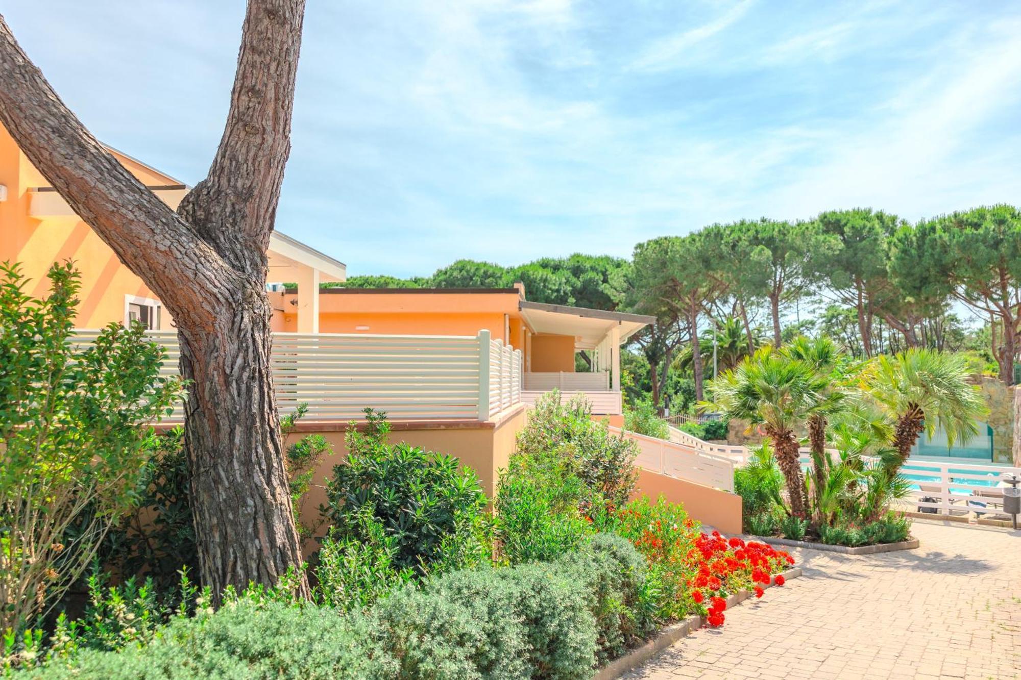 Tuscany Hotel Alle Dune Marina di Castagneto Carducci Dış mekan fotoğraf